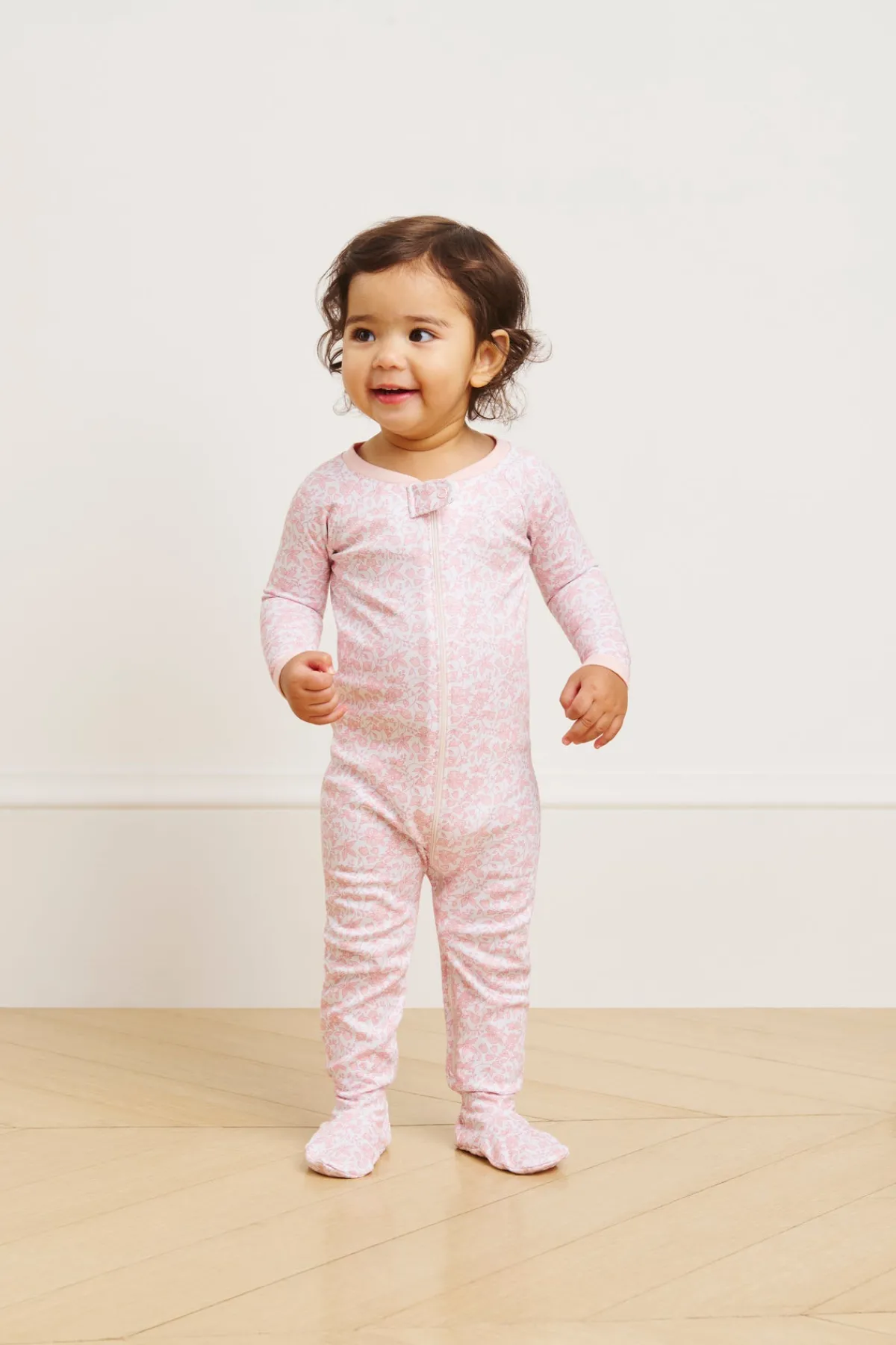 baby-sleeper-in-english-rose-g-MwgnvTcZ-2.webp LAKE For Loved Ones|For Littles>Baby Sleeper in English Rose Garden Floral