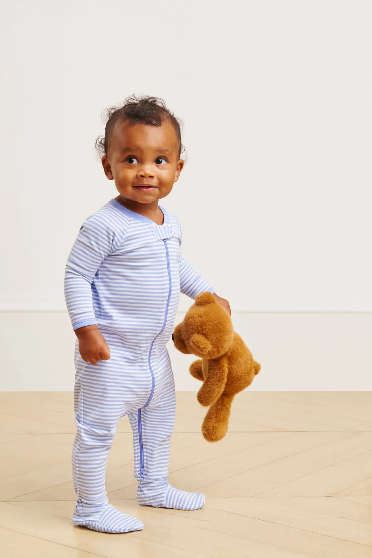 baby-sleeper-in-hydrangea-VQDhQDhj-1.webp LAKE Bodysuits & Sleepers|For Loved Ones>Baby Sleeper in Hydrangea