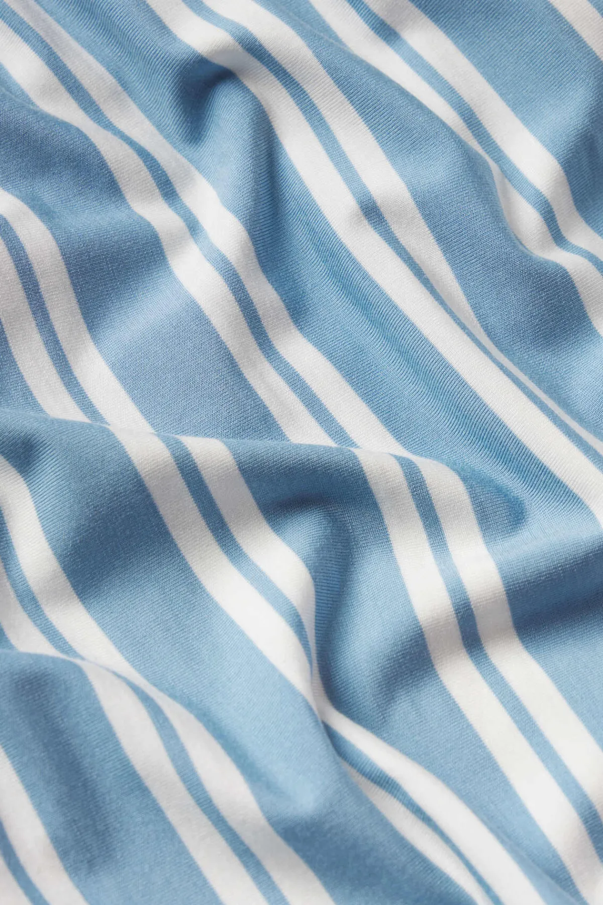 dreammodal-daydream-pants-set-LguTvGXY-5.webp LAKE For Travel|For Selfcare>DreamModal Daydream Pants Set in Serene Blue Stripe Serene Blue Regalia Stripe