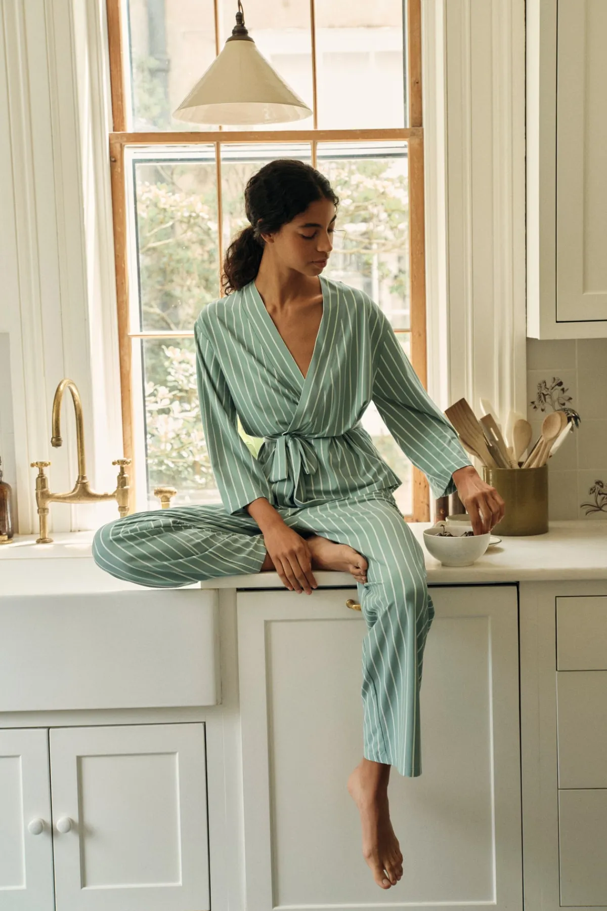 dreammodal-kimono-pajama-set-i-kkKeVmtt-2.webp LAKE For Travel|For Selfcare>DreamModal Kimono Pajama Set in Boxwood Vertical Stripe