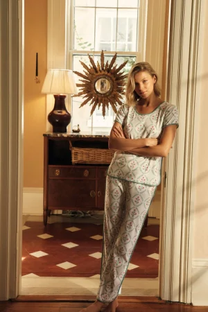 LAKE For Loved Ones|For Her>Pima Bundle in Boxwood Wreath